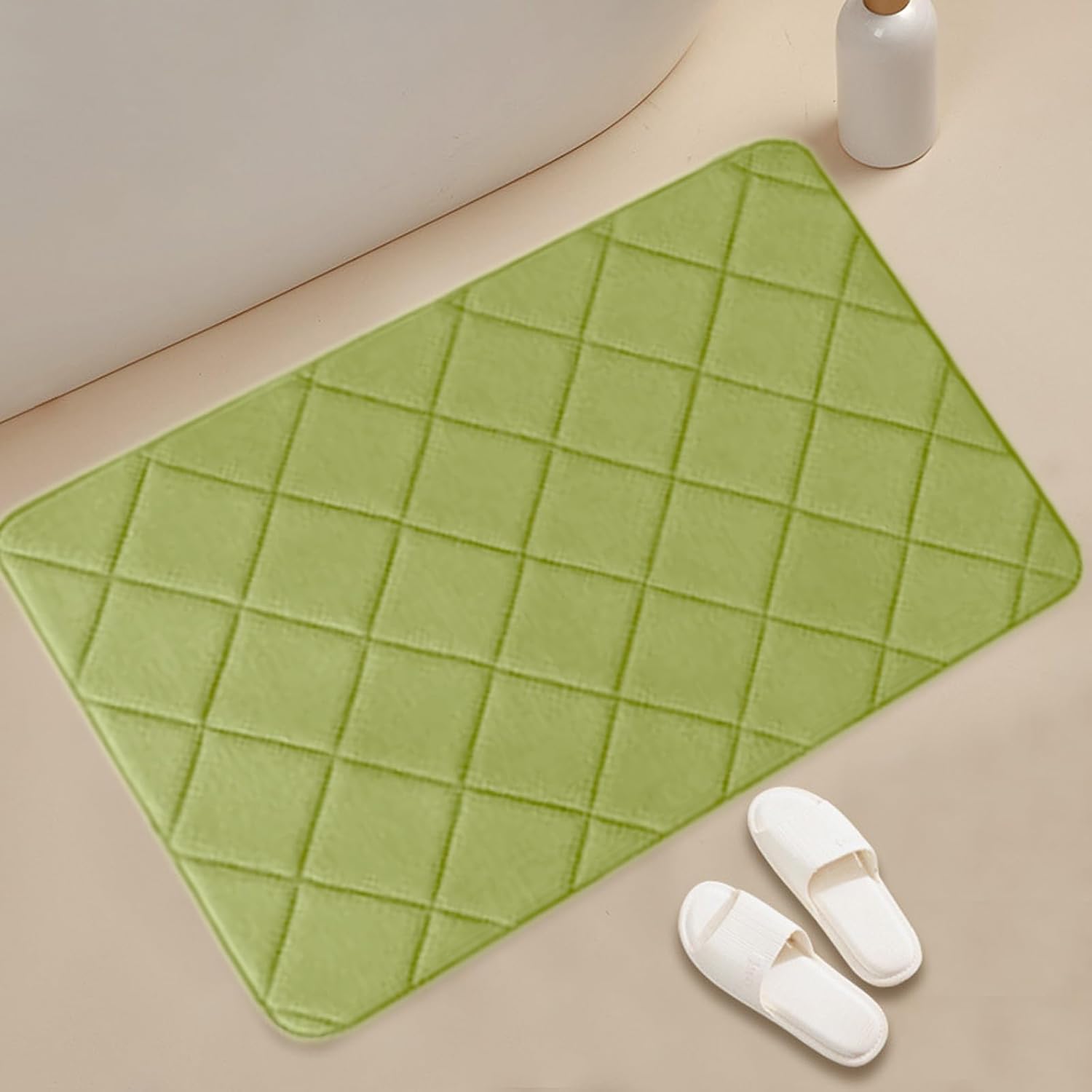 Ultra Soft Non-Slip Bath Mat with Water Absorbent Design