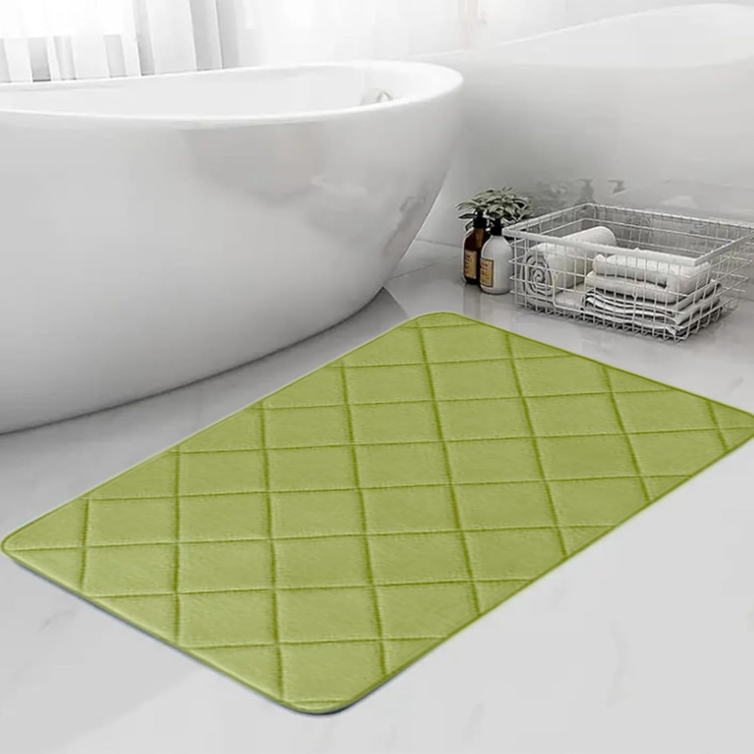 Ultra Soft Non-Slip Bath Mat with Water Absorbent Design