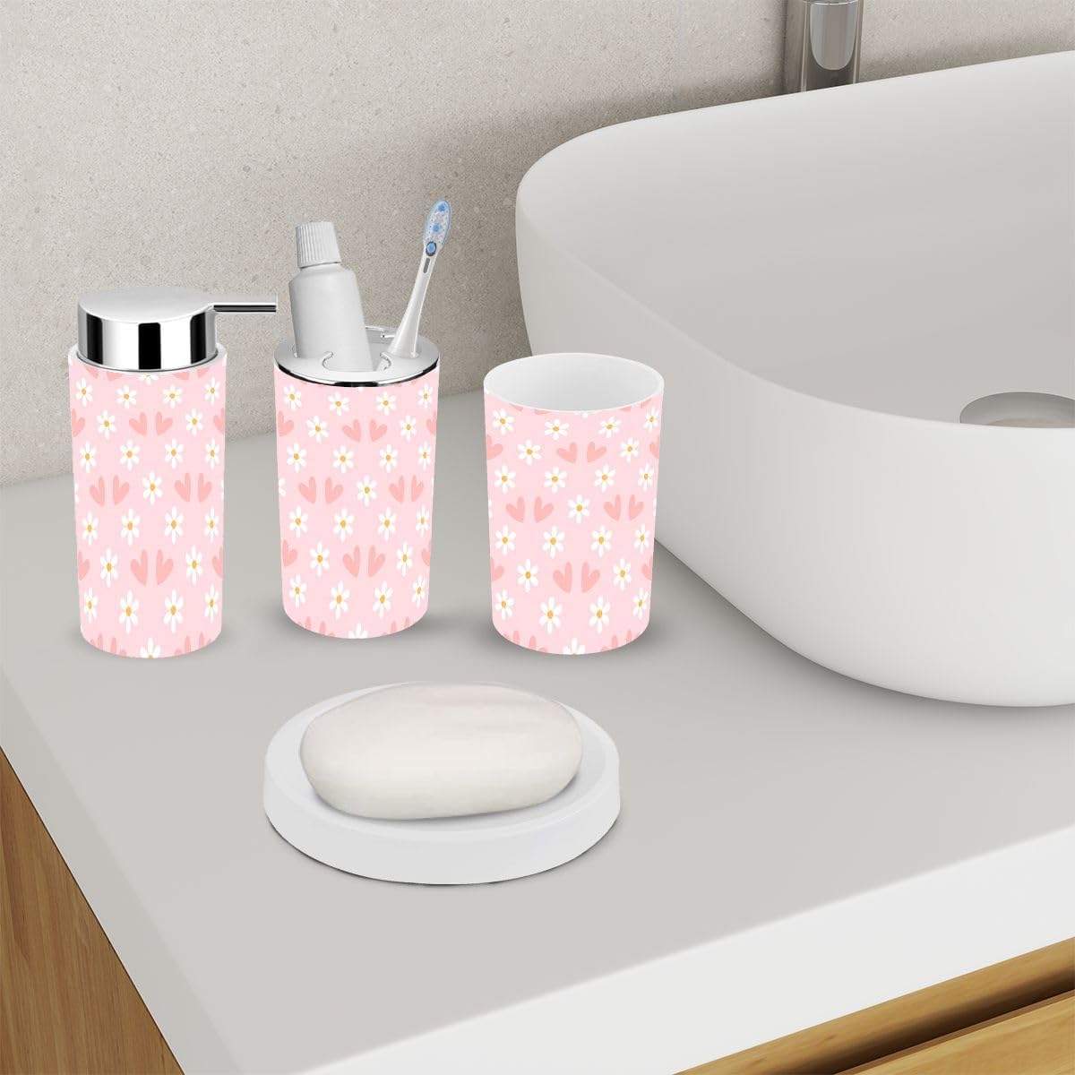 6 Piece Bathroom Accessory Set with Daisies and Hearts Print