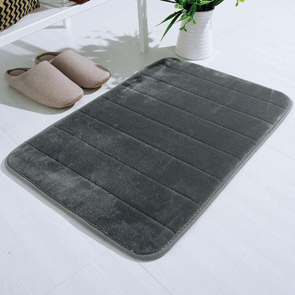 Soft Velvet Bath Mat with Non-Slip Design