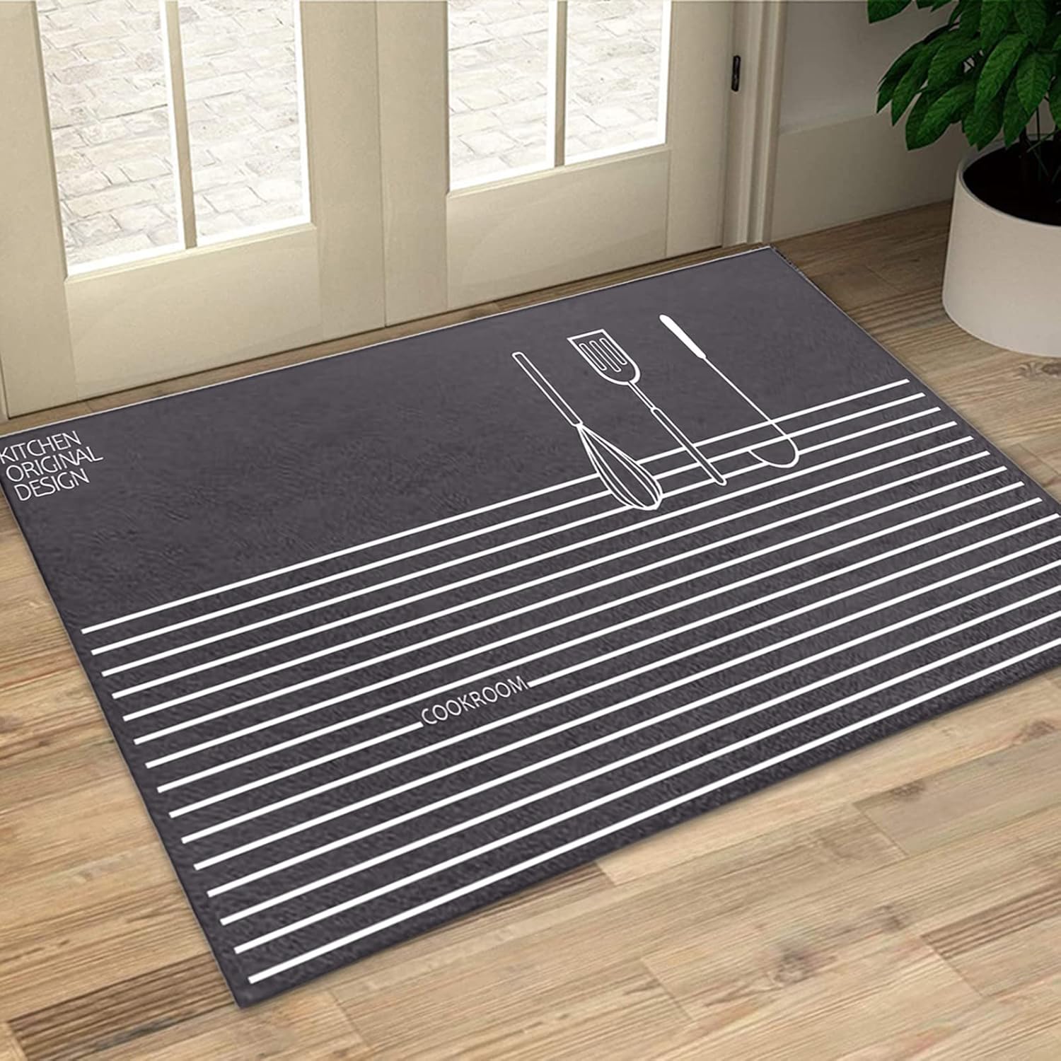 Soft Non-Slip Bath Mat with Velvet Texture