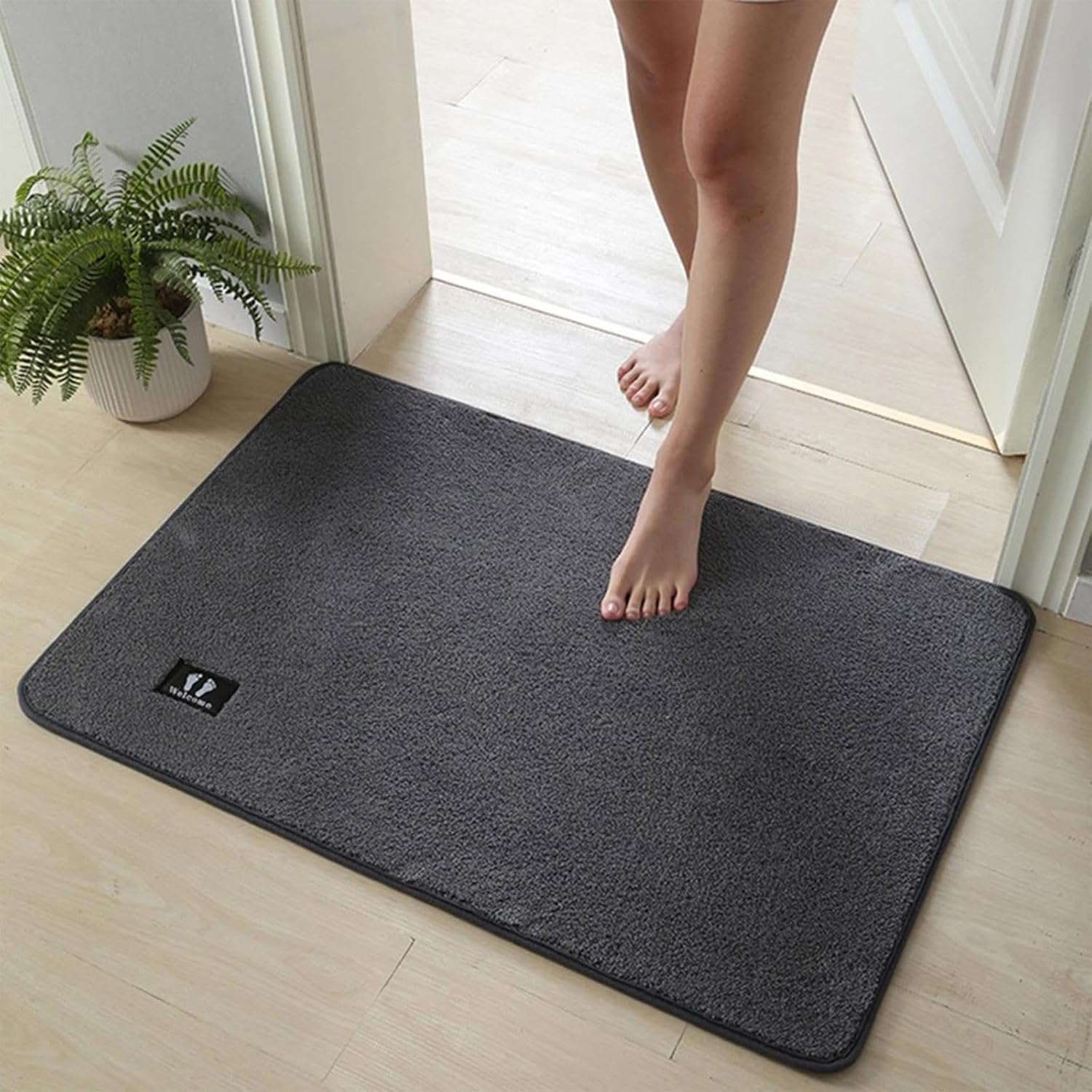 Ultra Soft Chenille Bathroom Rug with Non-Slip Design